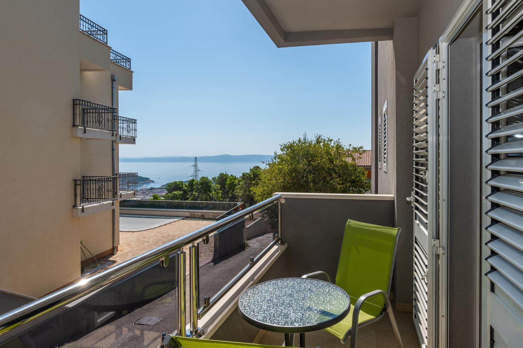 Villa Em Макарска Екстериор снимка