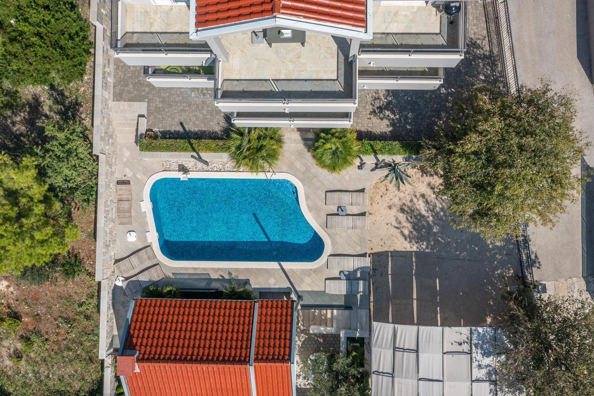 Villa Em Макарска Екстериор снимка
