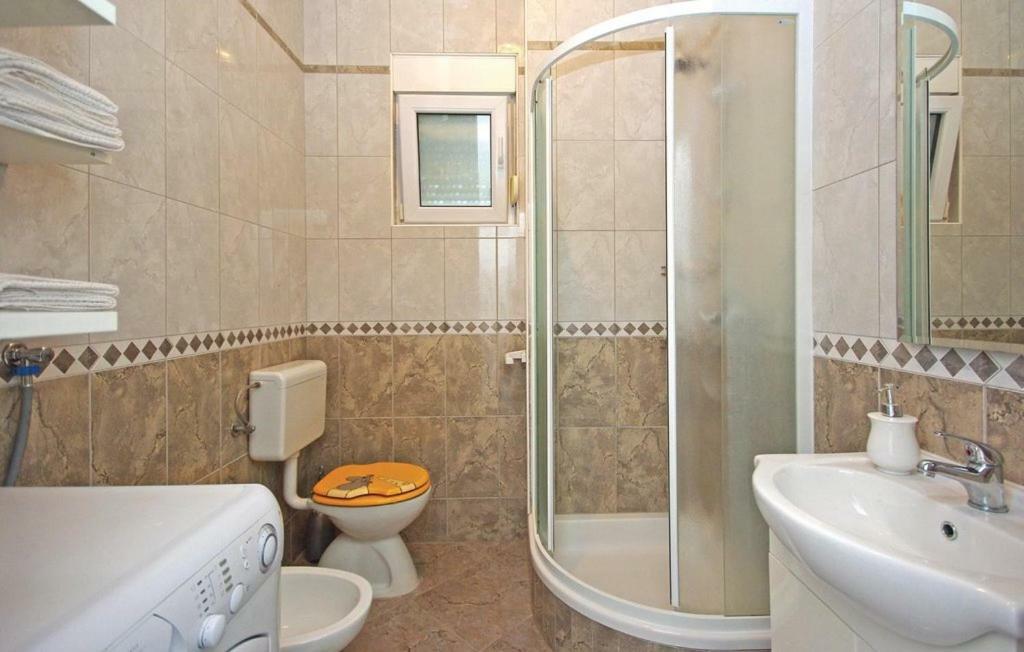 Villa Em Макарска Екстериор снимка